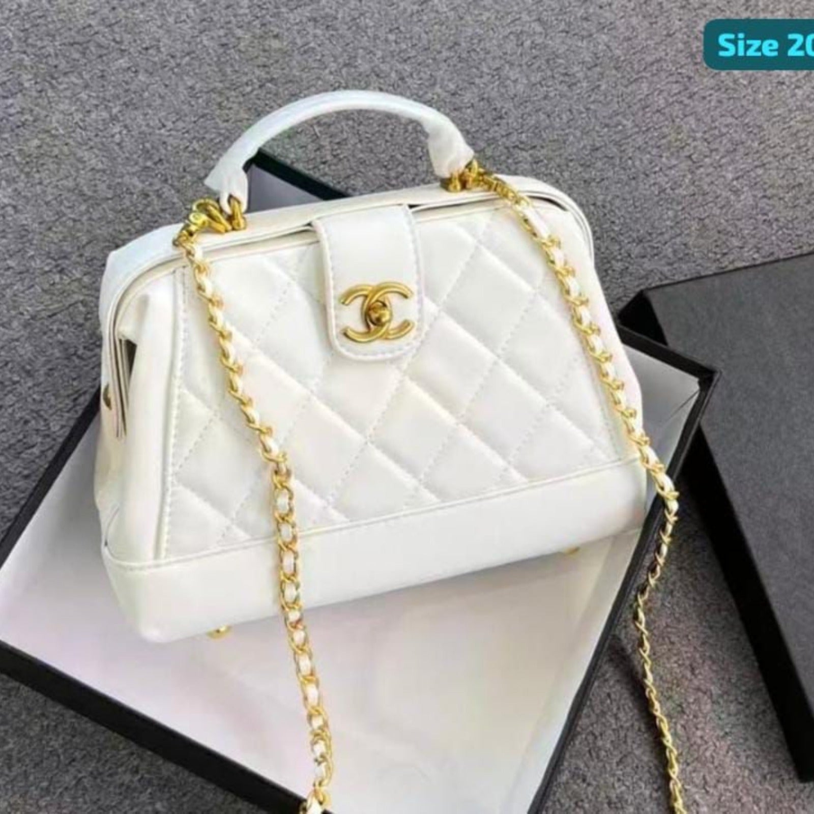 Luxury Quilted Handbag with Gold Chain | Elegant Designer Shoulder Bag