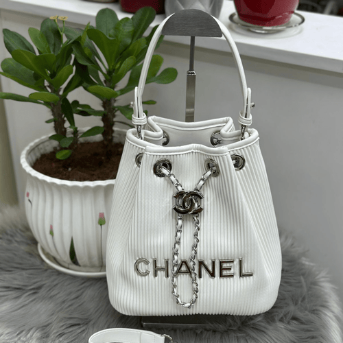 CHANEL Inspired 23CM Women Handbag hand bag Annayé - Luxury with a Touch of Emirati Elegance 