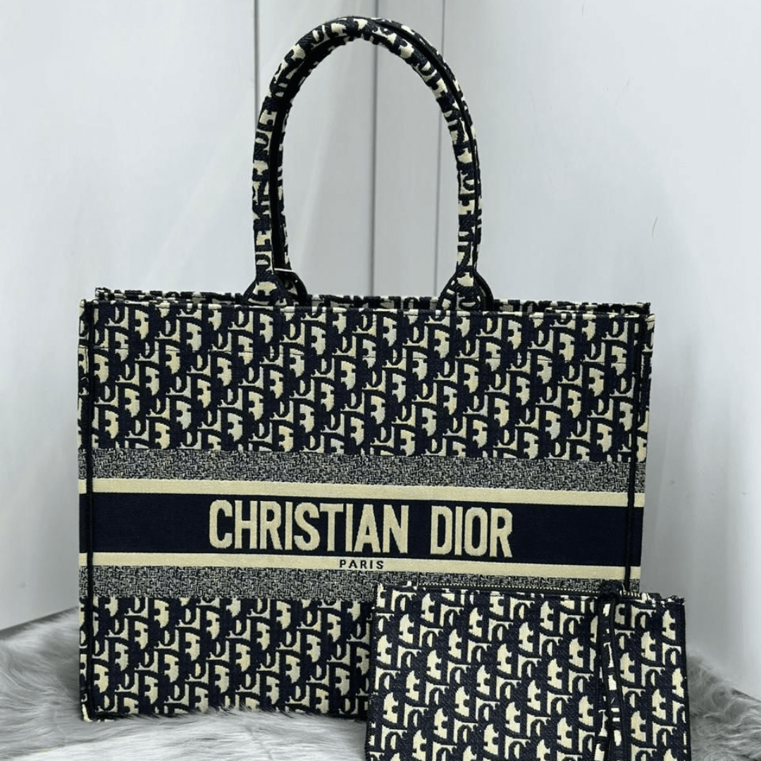 Christian Dior Women’s Luxury Handbag Set hand bag Annayé - Luxury with a Touch of Emirati Elegance 